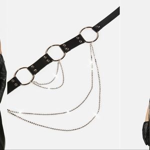 Black leather O ring belt